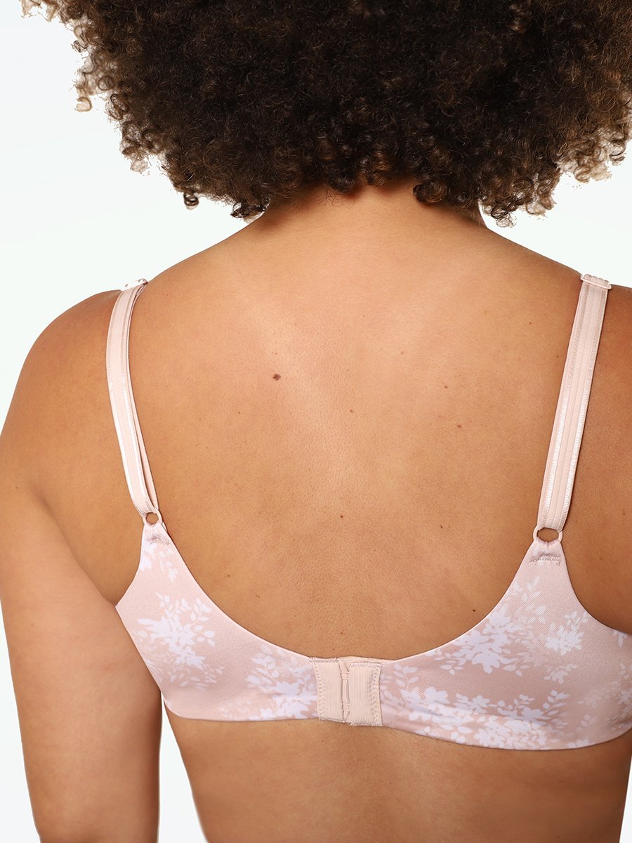 Bali® One Smooth U® Smoothing & Concealing Underwire Bra