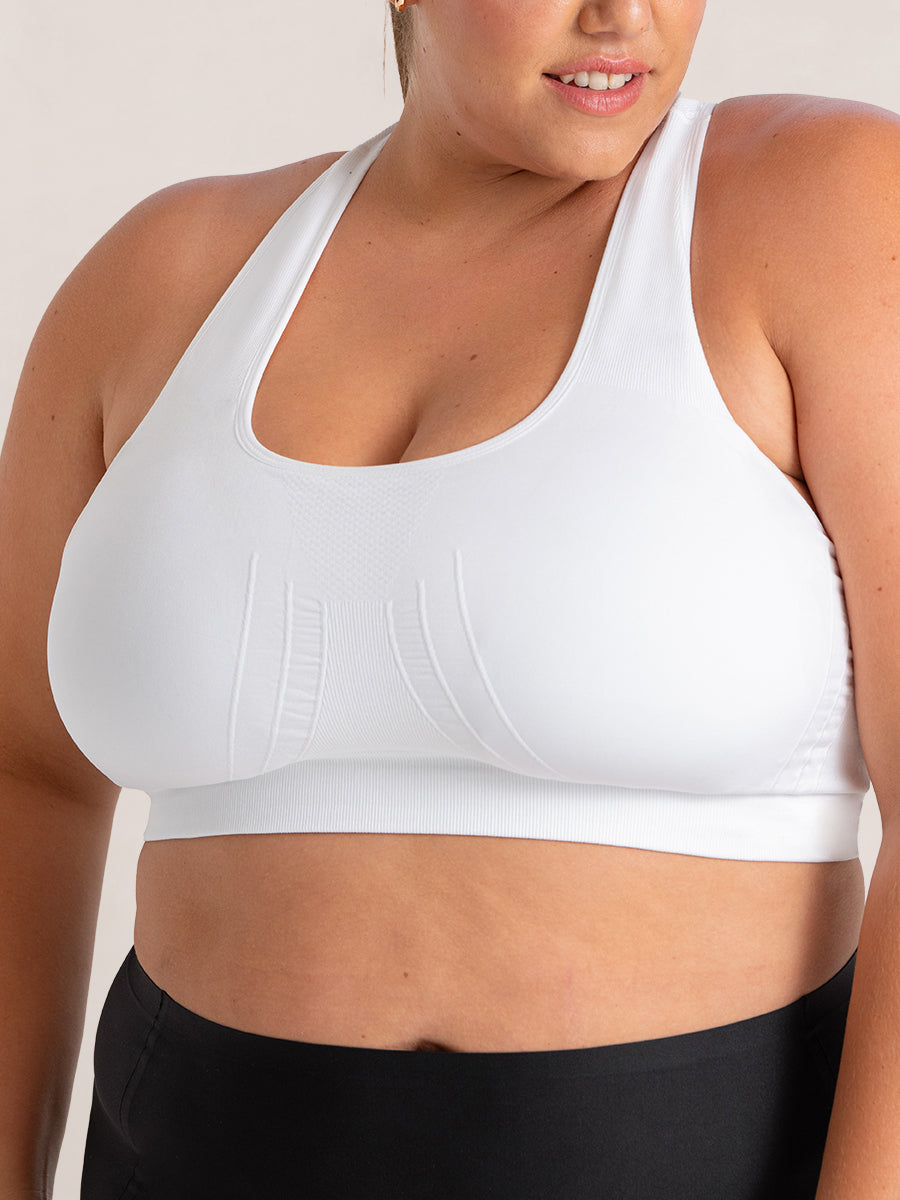 Bundle Truekind® & Shapermint Essentials - 1 Seamless Racerback Sports Bra + 1 Active Leggings