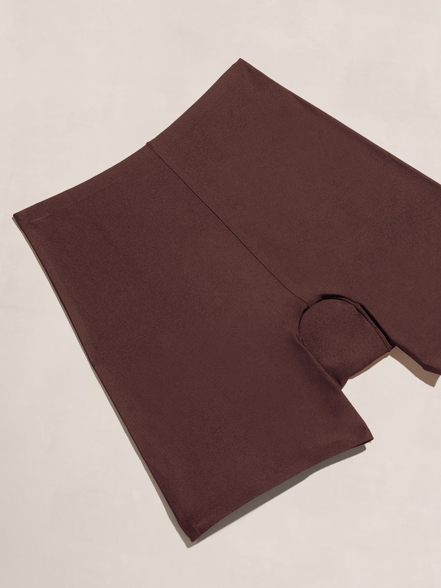 Truekind® Seamless Stretch Mid-Waist Short